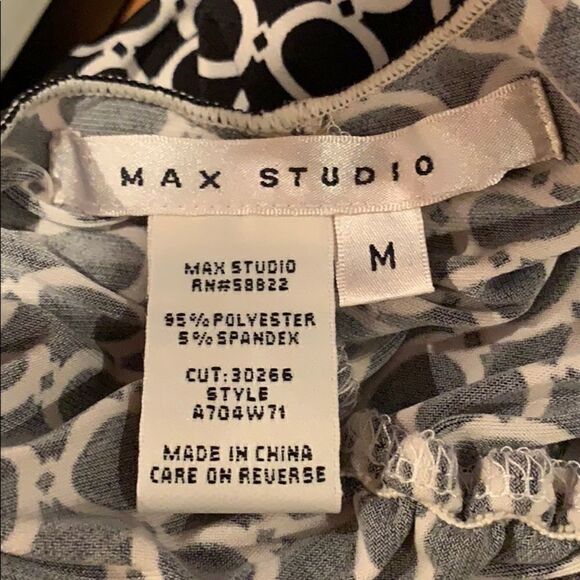 Euc Max Studio stretch ruched blouse circle sz m - Picture 4 of 5